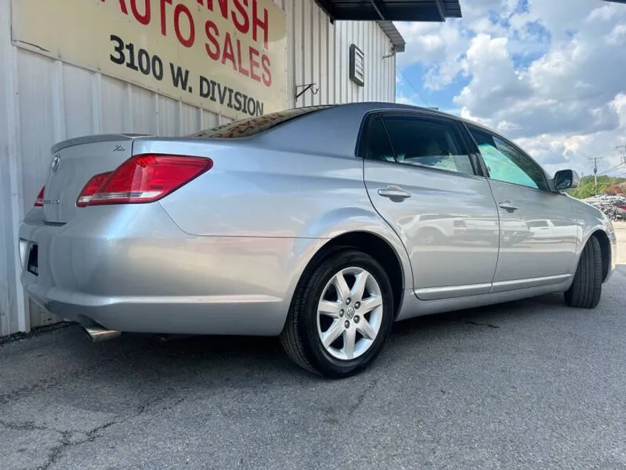 2006 Toyota Avalon XL photo 1
