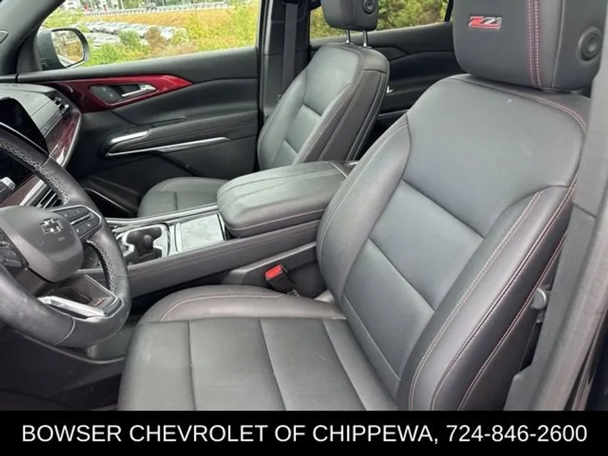 2024 Chevrolet Traverse Z71 photo 1