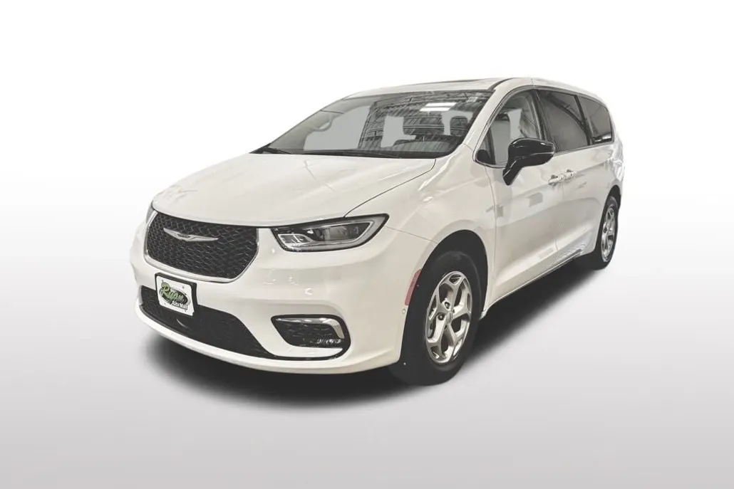 2024 Chrysler Pacifica Limited photo 1