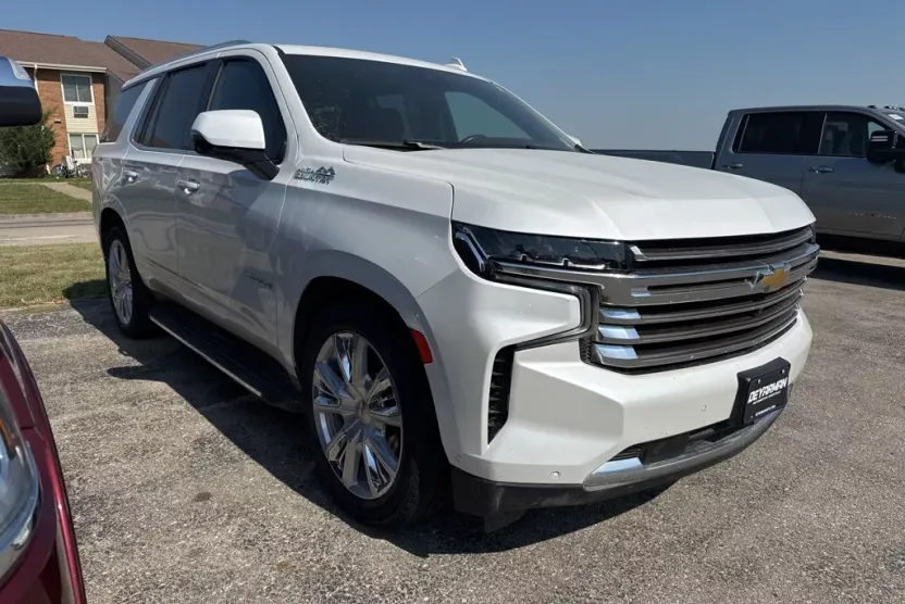 2023 Chevrolet Tahoe High Country photo 1