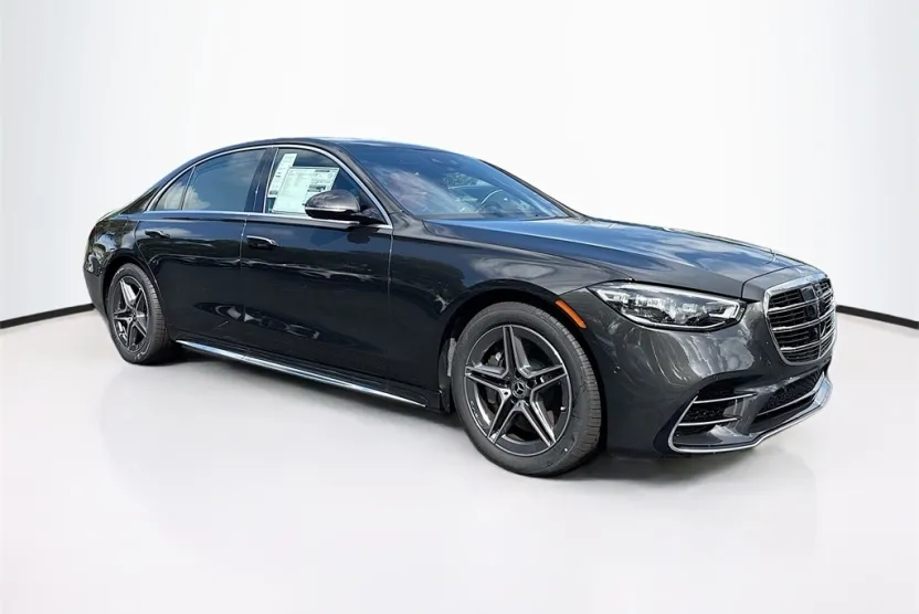 2026 Mercedes Benz S 580 4MATIC photo 1