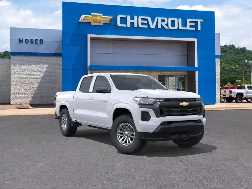 2025 Chevrolet Colorado Work Truck LT photo 1