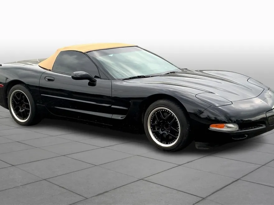 1999 Chevrolet Corvette Base photo 1