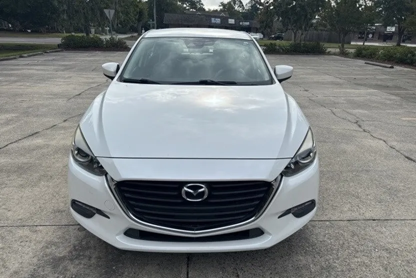 2018 Mazda Mazda3 Sport photo 1