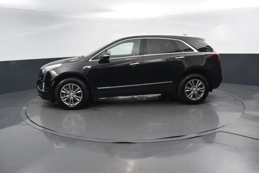 2023 Cadillac XT5 Premium Luxury photo 1