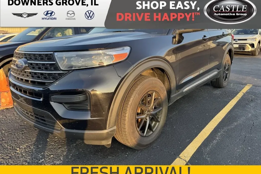 2022 Ford Explorer XLT photo 1