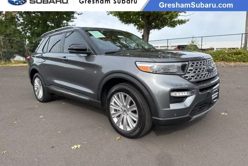 2023 Ford Explorer Limited photo 1