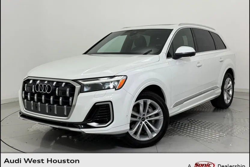 2025 Audi Q7 Premium photo 1