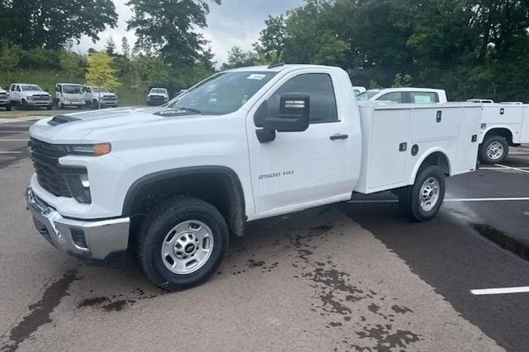 2024 Chevrolet Silverado 2500HD photo 1