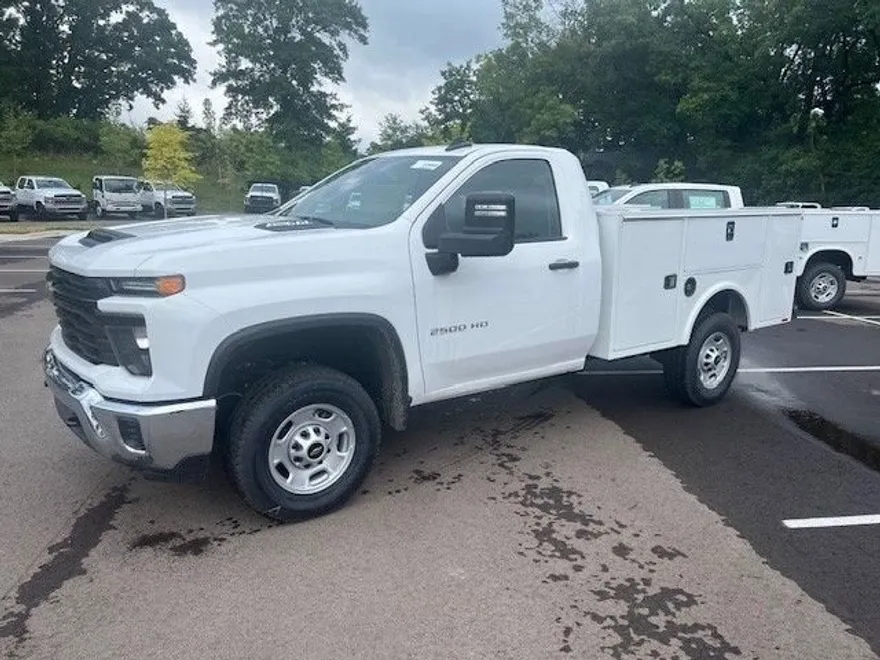 2024 Chevrolet Silverado 2500HD photo 1