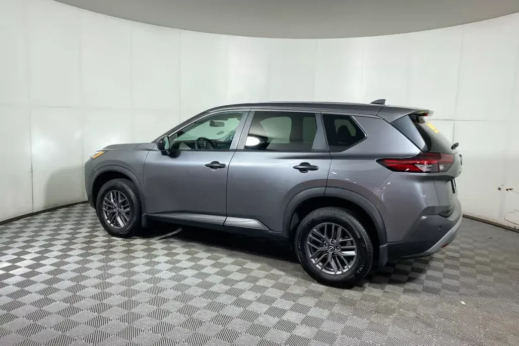2022 Nissan Rogue S photo 1