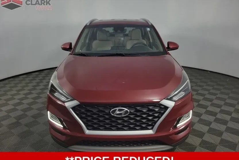 2020 Hyundai Tucson Sport photo 1