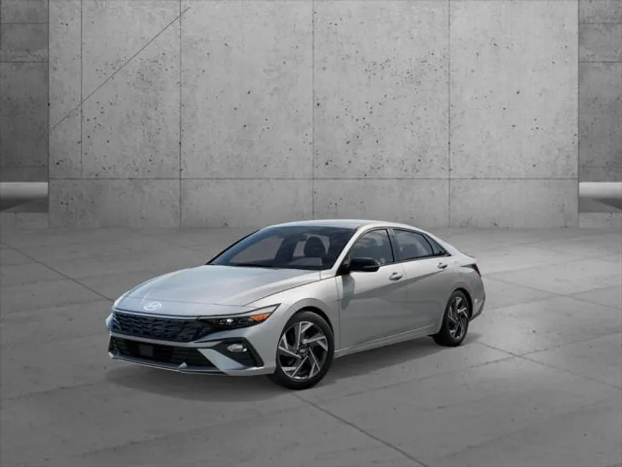 2025 Hyundai Elantra SEL Sport photo 1