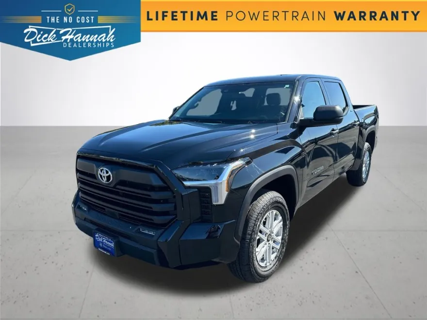 2026 Toyota Tundra SR5 CrewMax photo 1