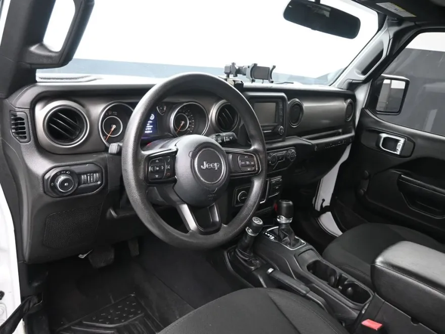 2019 Jeep Wrangler Unlimited Sport photo 1