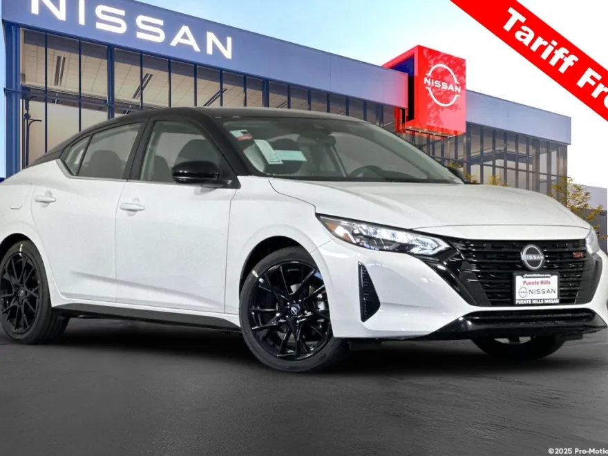 2025 Nissan Sentra SR photo 1