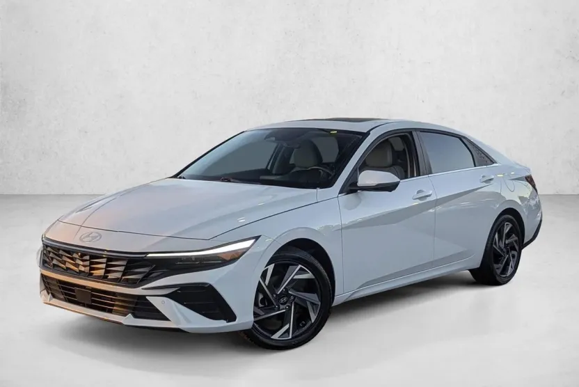 2024 Hyundai Elantra Limited photo 1