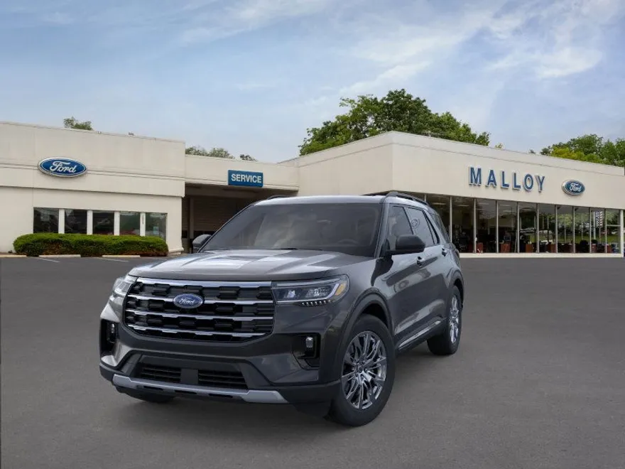 2025 Ford Explorer photo 1