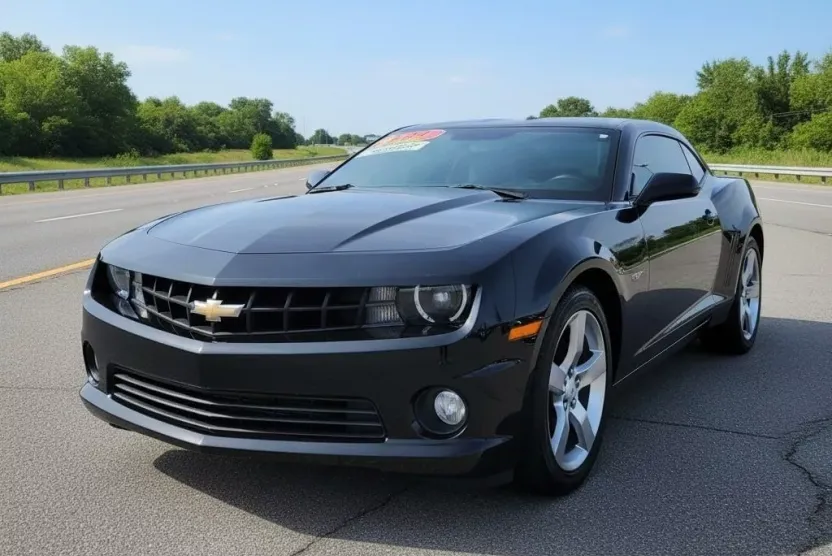 2013 Chevrolet Camaro 2LT photo 1