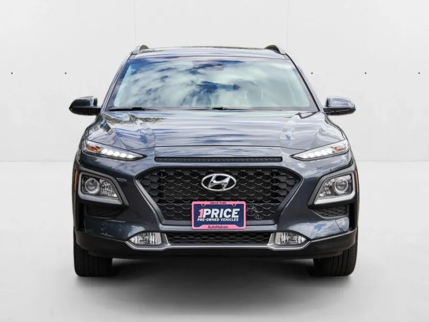 2020 Hyundai Kona SEL Plus photo 1