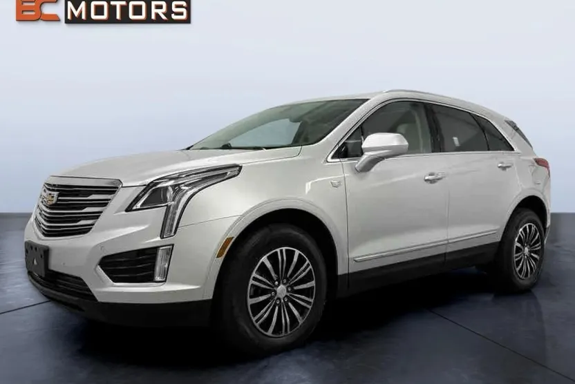 2017 Cadillac XT5 Luxury photo 1