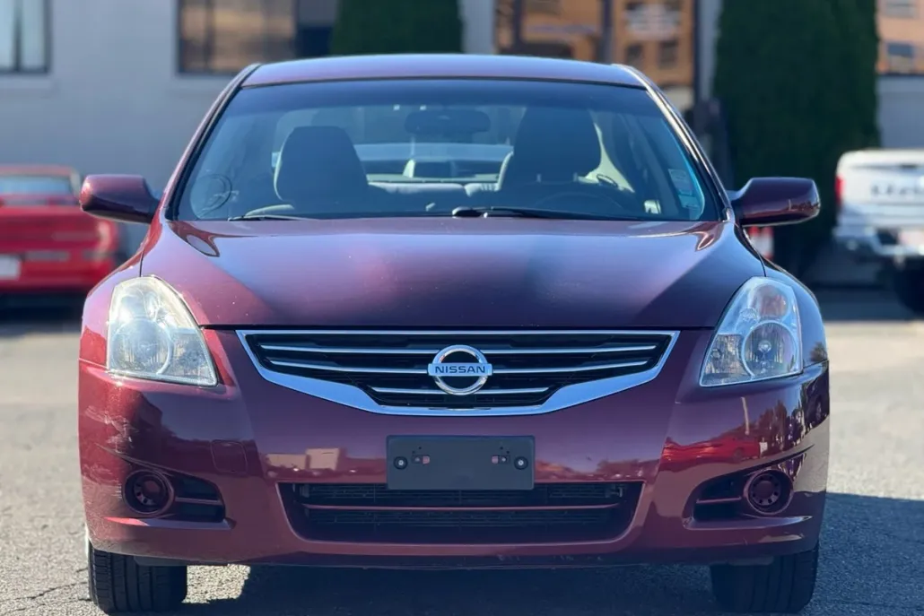 2012 Nissan Altima 2.5 photo 1