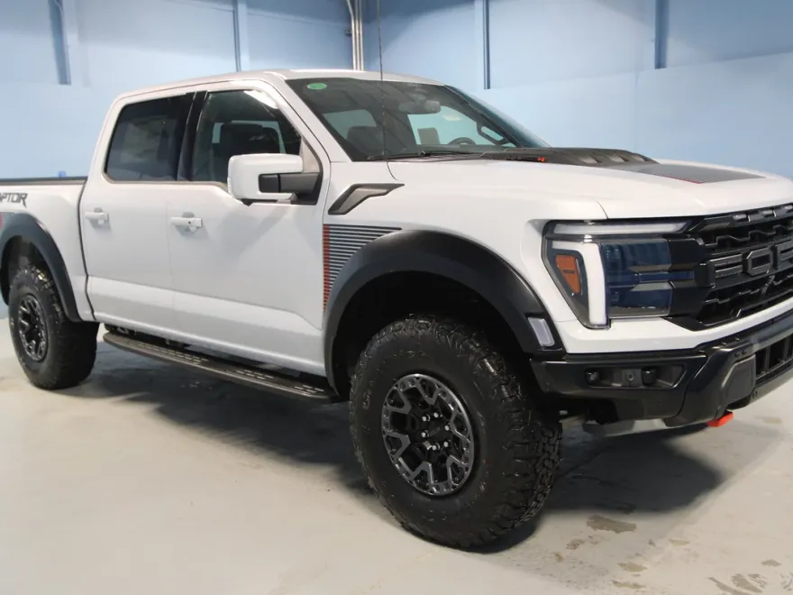 2025 Ford F-150 Raptor photo 1