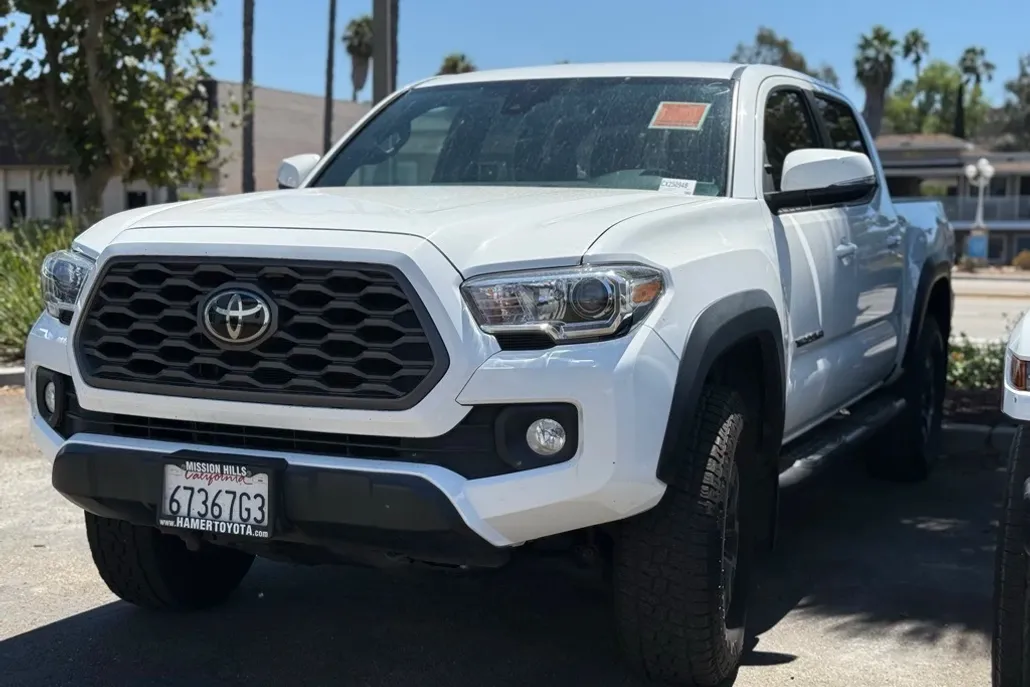 2021 Toyota Tacoma SR5 photo 1