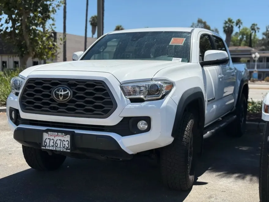 2021 Toyota Tacoma SR5 photo 1