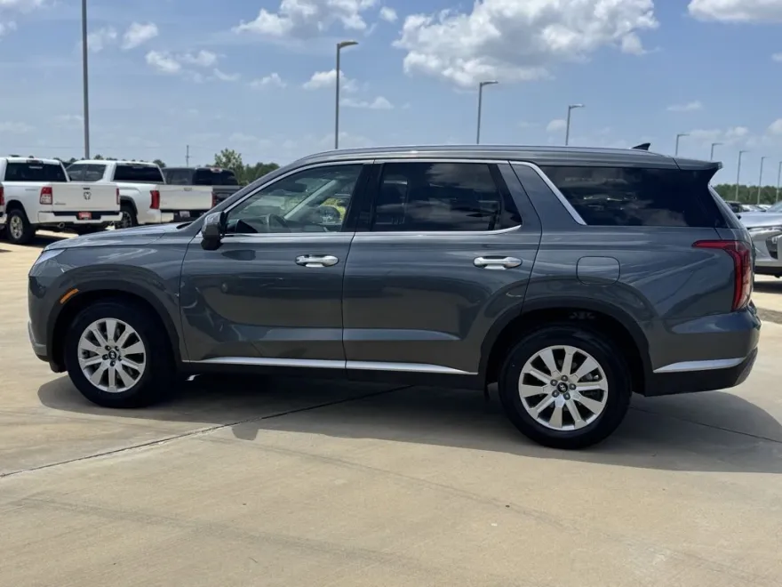 2025 Hyundai Palisade SEL photo 1