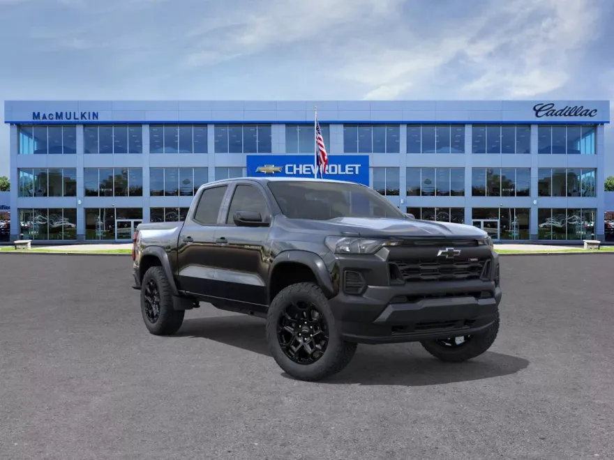 2026 Chevrolet Colorado Trail Boss photo 1