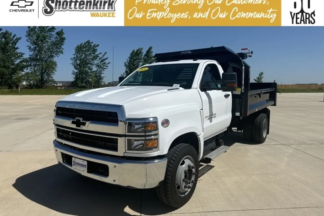 2024 Chevrolet Silverado 4500HD Work Truck photo 1