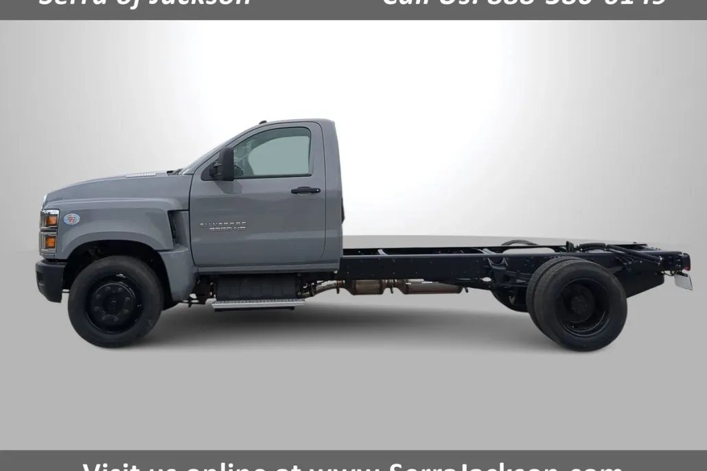 2024 Chevrolet Silverado 5500HD Work Truck photo 1