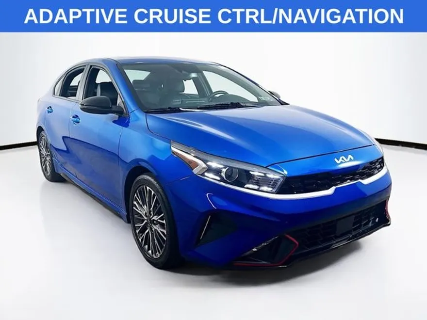 2023 Kia Forte GT-Line photo 1