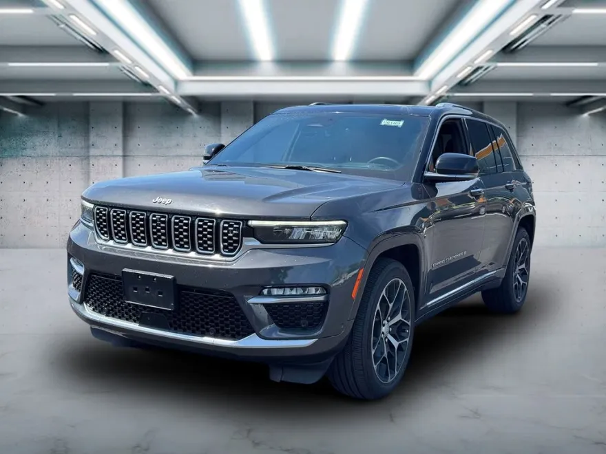 2022 Jeep Grand Cherokee Summit Reserve photo 1