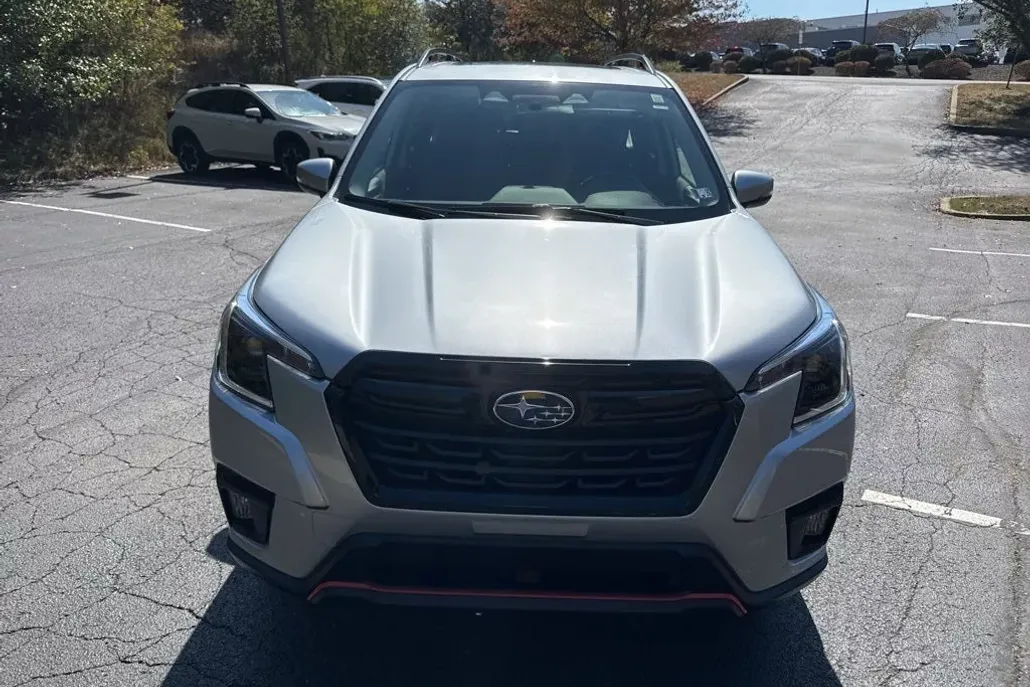 2022 Subaru Forester Sport photo 1