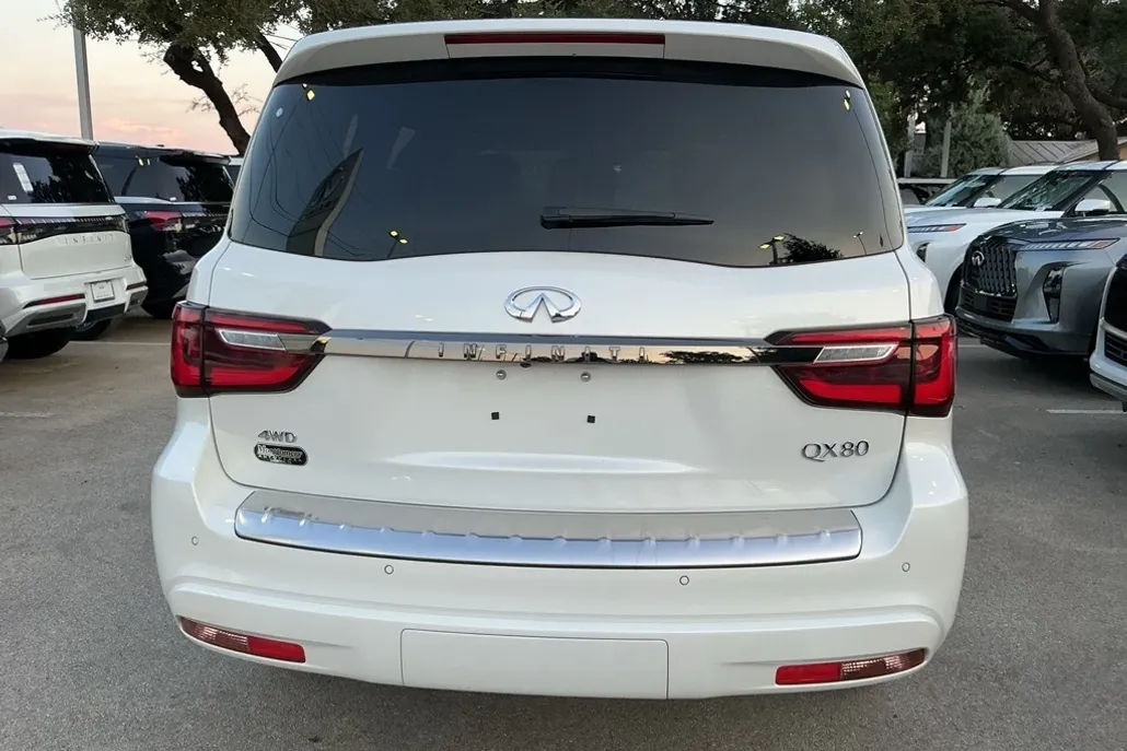 2024 Infiniti QX80 Sensory photo 1