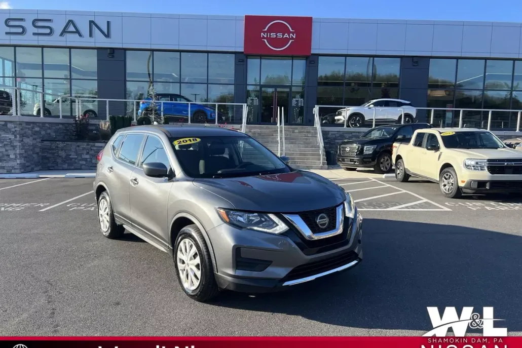 2018 Nissan Rogue S photo 1