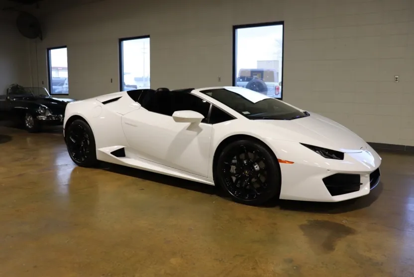 2018 Lamborghini Huracan Spyder photo 1