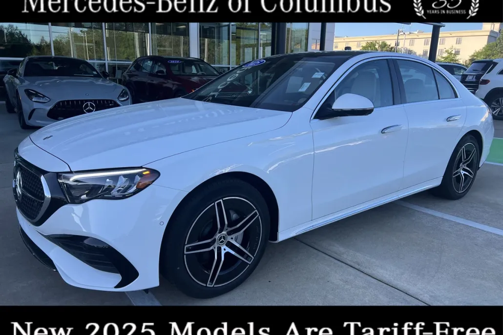 2025 Mercedes Benz E photo 1
