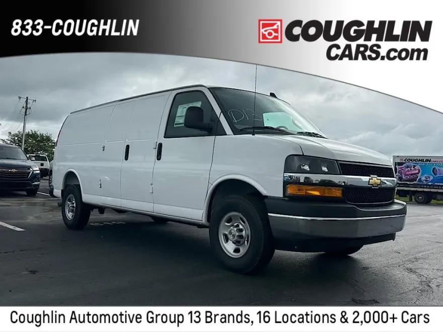 2025 Chevrolet Express Cargo 3500 photo 1