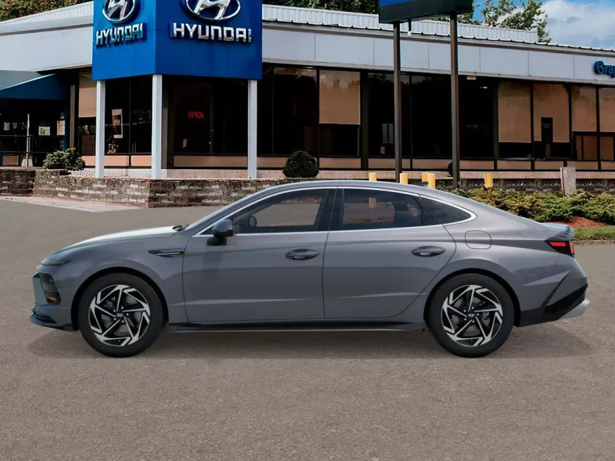 2026 Hyundai Sonata SEL Sport photo 1