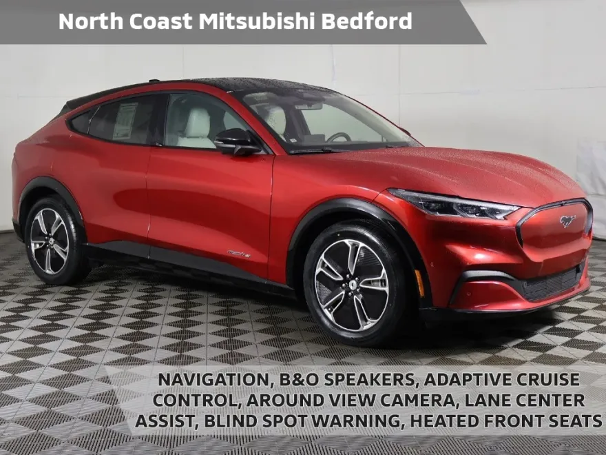 2023 Ford Mustang Mach-E Premium photo 1