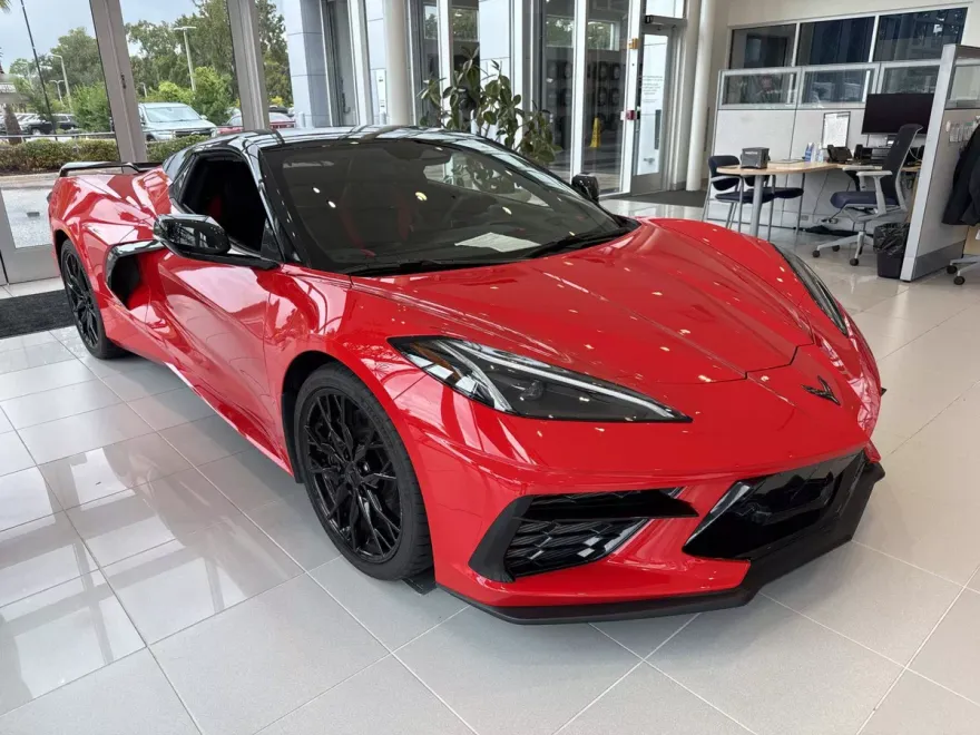 2024 Chevrolet Corvette Stingray 3LT photo 1