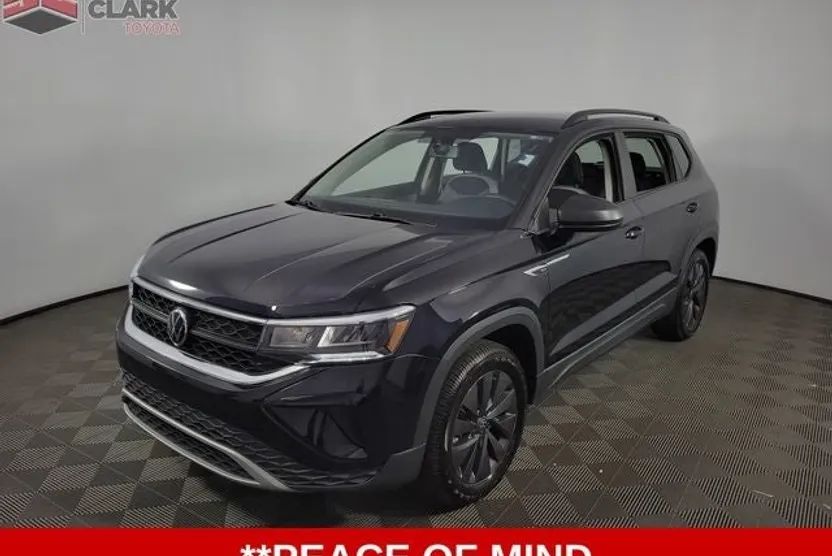 2022 Volkswagen Taos S photo 1