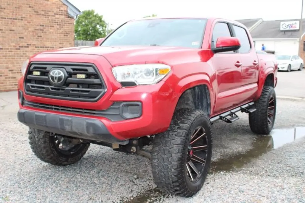2019 Toyota Tacoma Double Cab SR photo 1