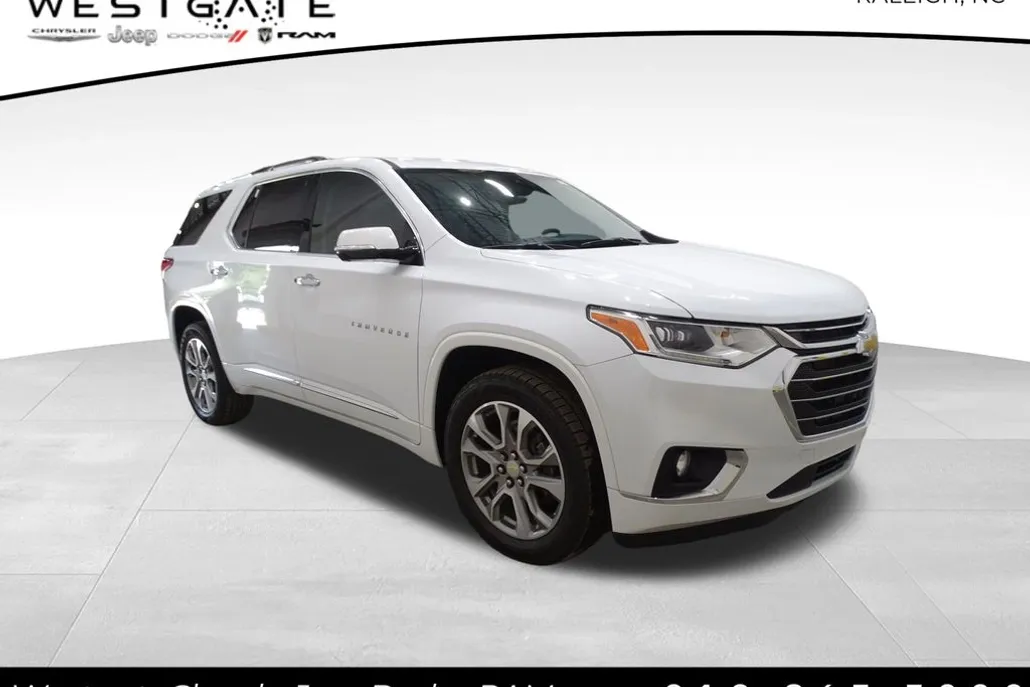 2020 Chevrolet Traverse Premier photo 1