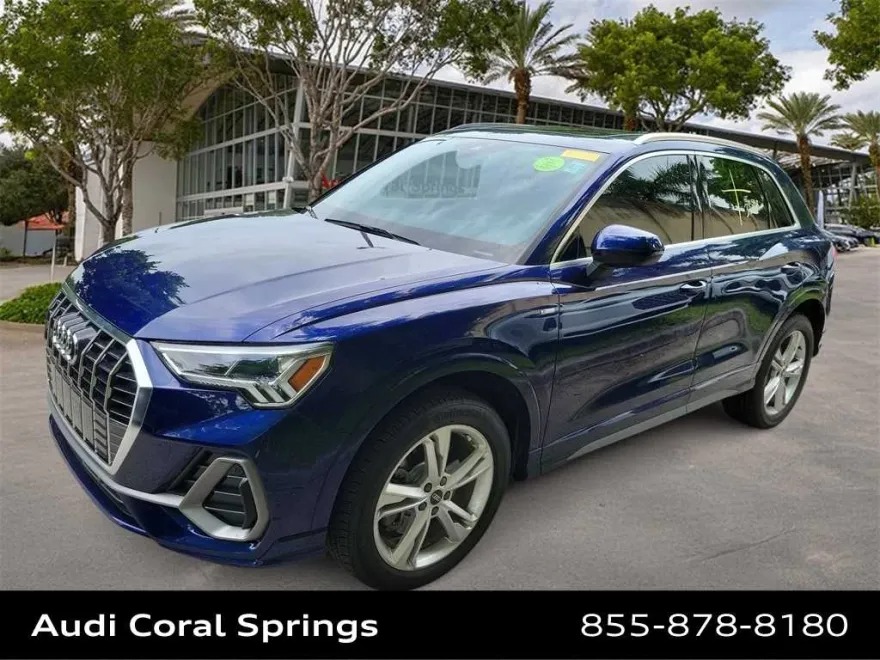 2023 Audi Q3 S line Premium Plus photo 1