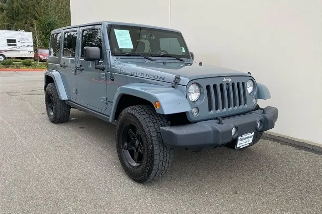 2014 Jeep Wrangler Unlimited Rubicon photo 1