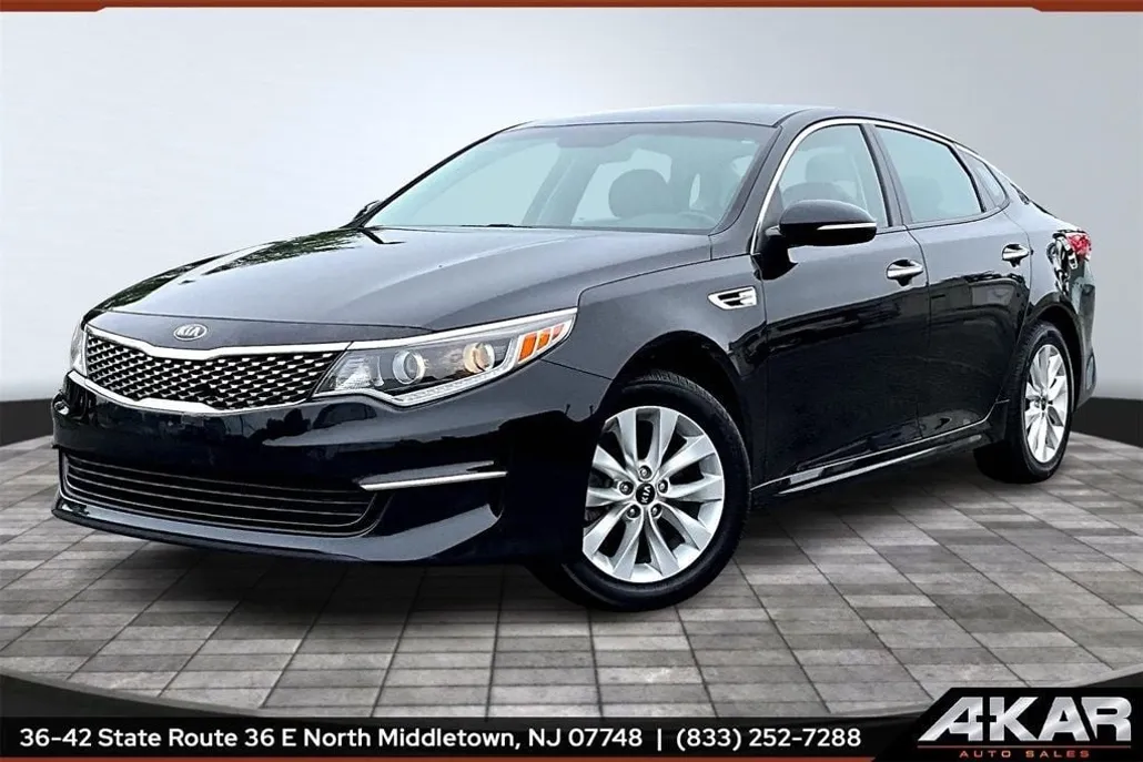 2016 Kia Optima EX photo 1